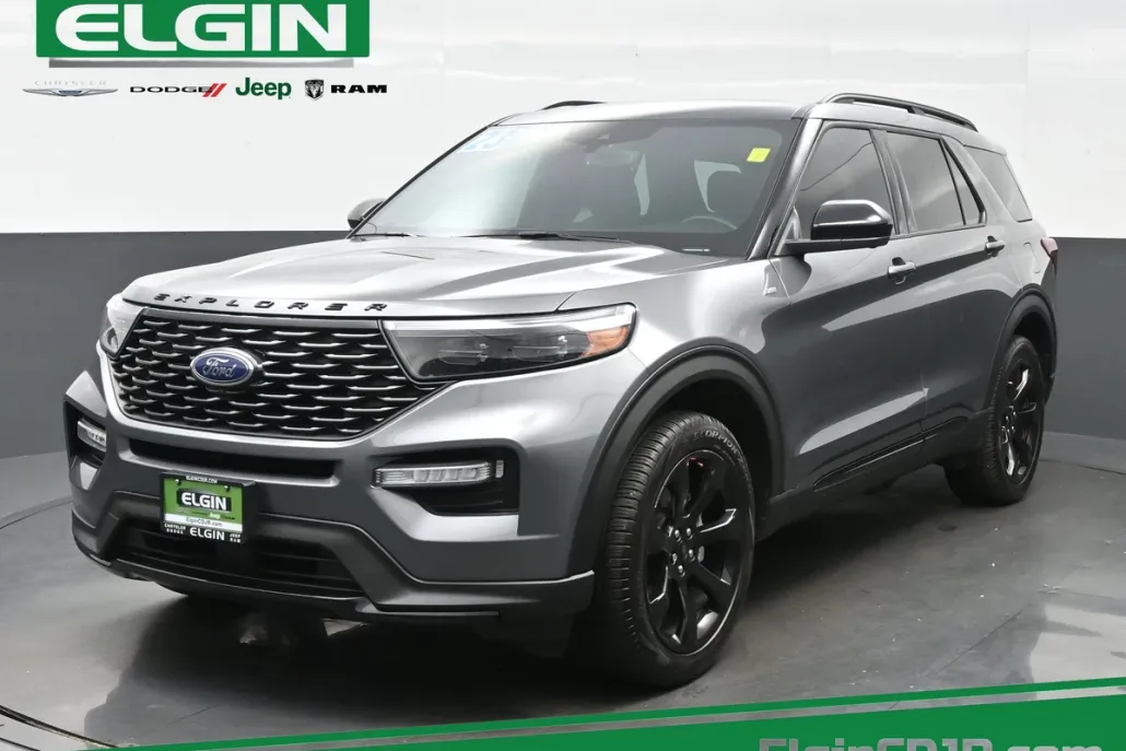 2023 Ford Explorer ST-Line photo 1