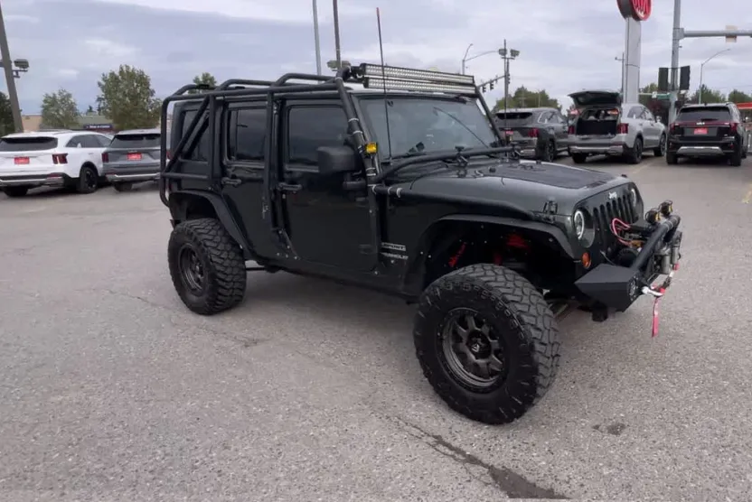 2010 Jeep Wrangler Unlimited Sport photo 1