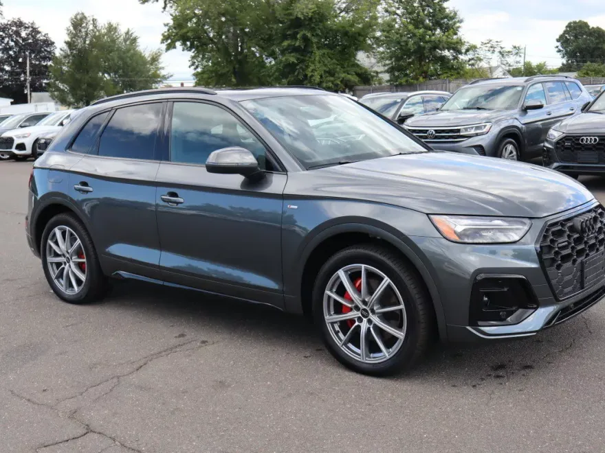 2025 Audi Q5 S line Premium Plus 55 TFSI photo 1