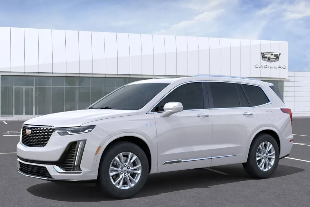 2025 Cadillac XT6 Luxury photo 1