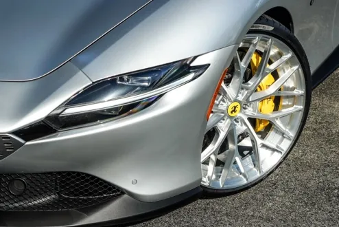 2021 Ferrari Roma photo 3