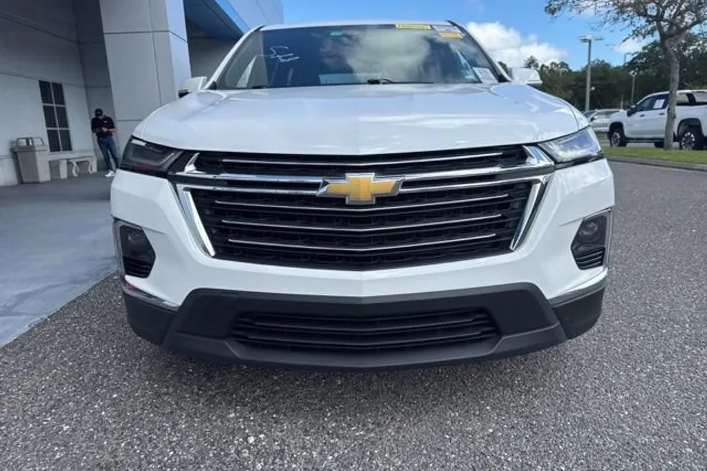 2022 Chevrolet Traverse photo 1