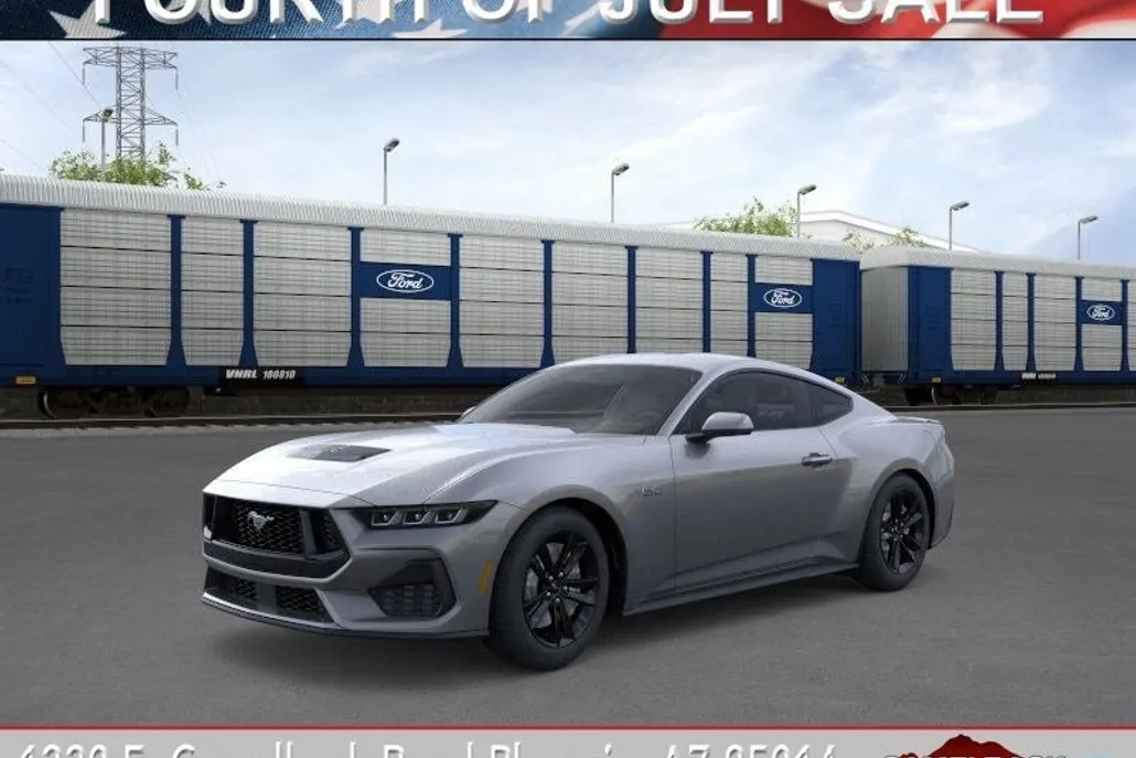 2025 Ford Mustang GT photo 1