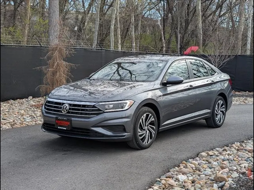 2021 Volkswagen Jetta 1.4T SEL photo 1