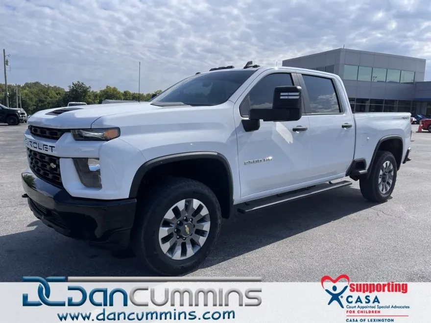 2022 Chevrolet Silverado 2500HD Custom photo 1