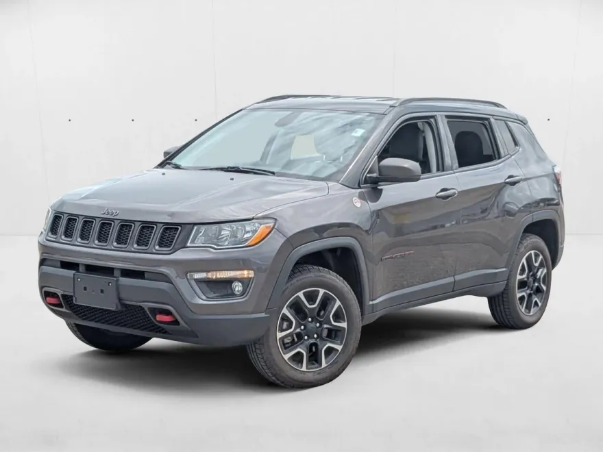 2020 Jeep Compass Trailhawk photo 1
