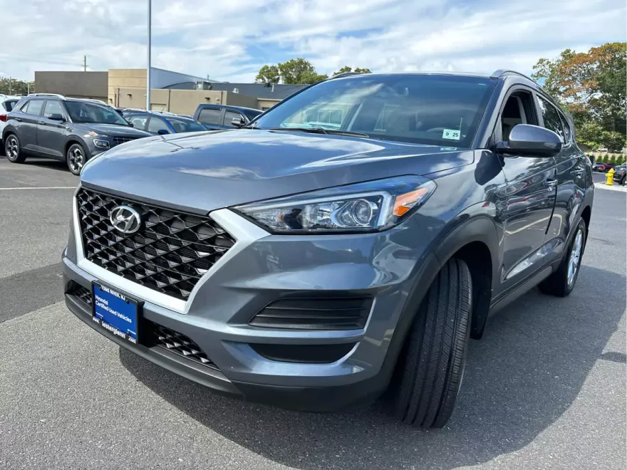 2021 Hyundai Tucson Value photo 1