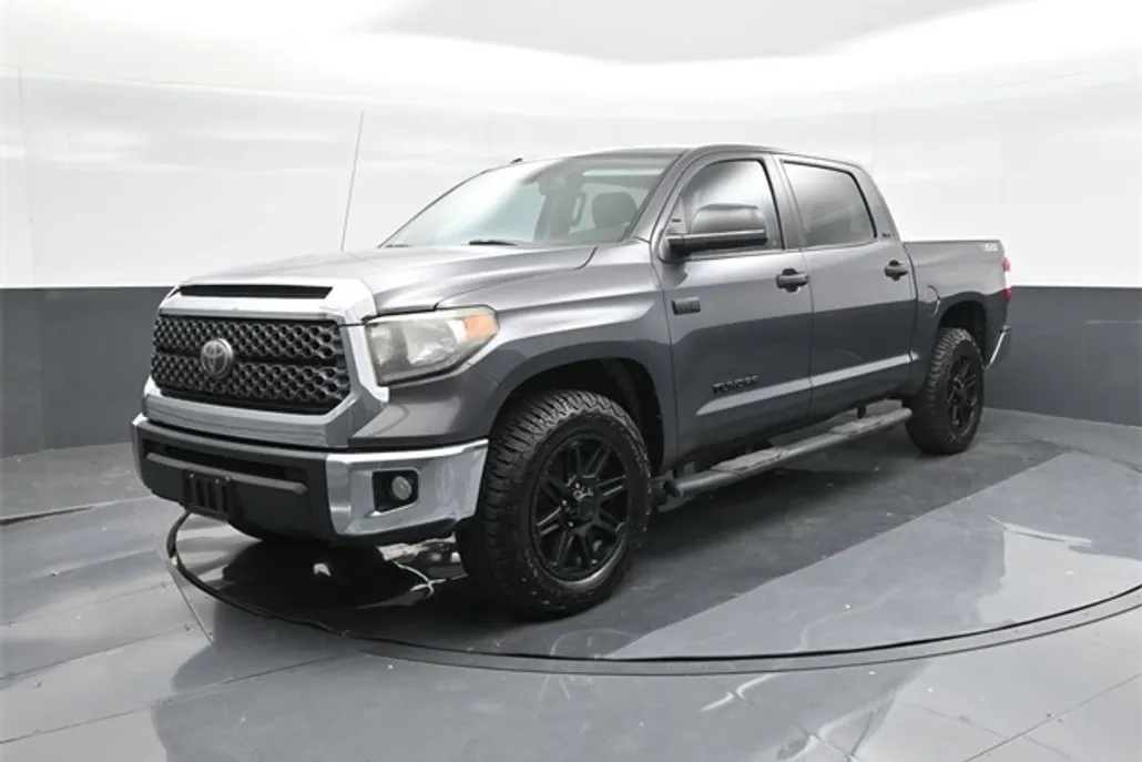 2019 Toyota Tundra SR5 Grade photo 1