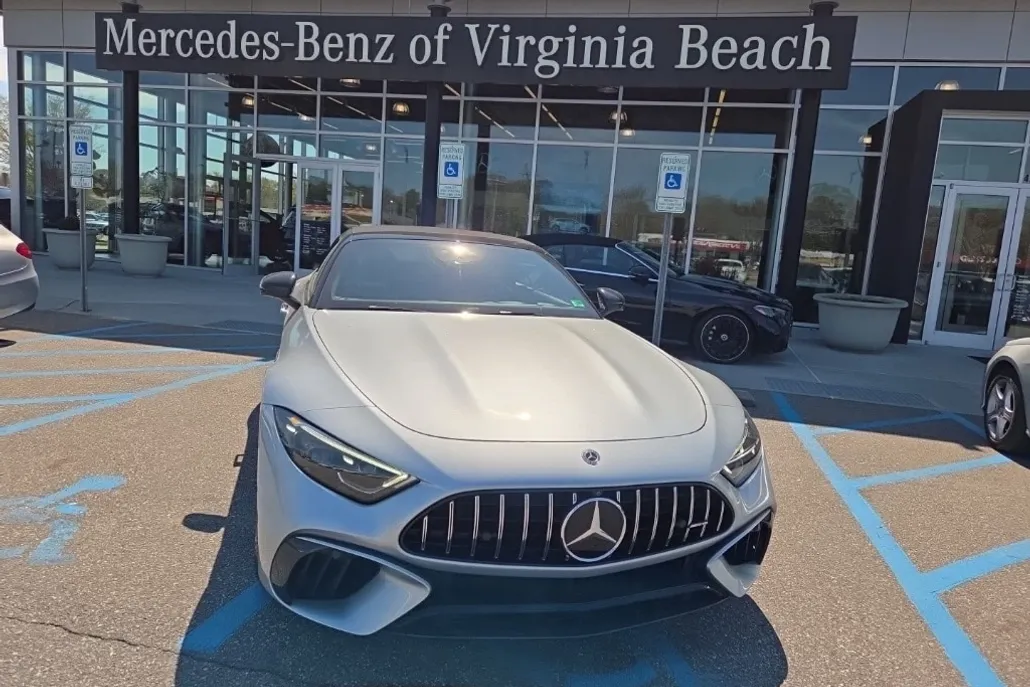 2022 Mercedes Benz SL 63 AMG photo 1