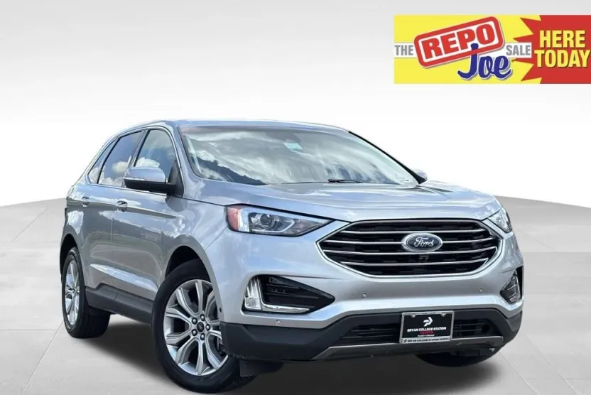 2024 Ford Edge Titanium photo 1