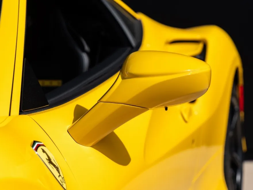 2021 Ferrari F8 Tributo Base photo 21