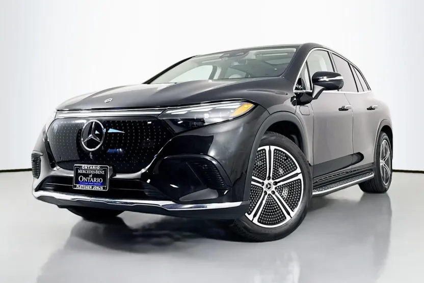 2023 Mercedes Benz EQS SUV 450 4MATIC photo 1