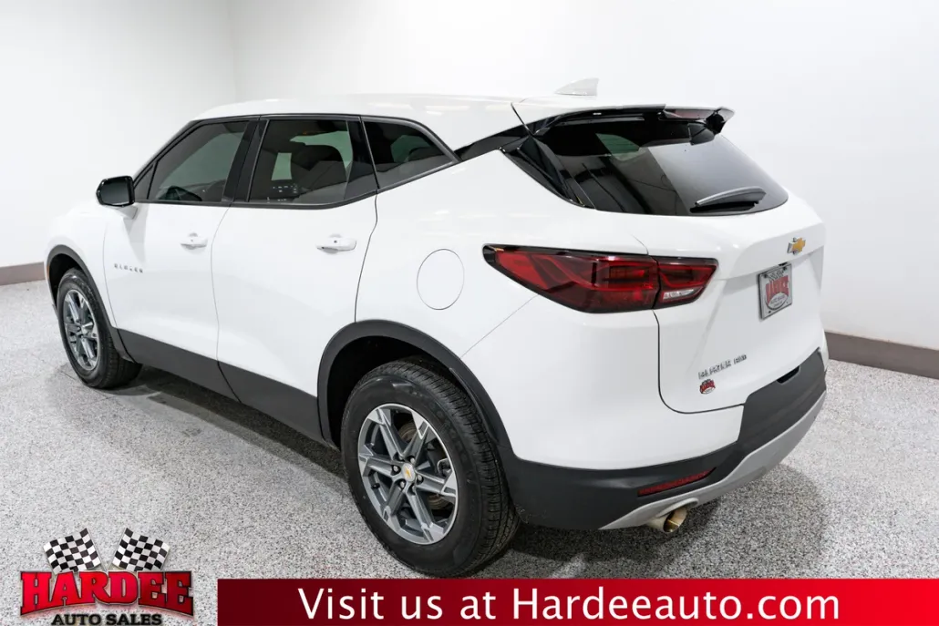 2023 Chevrolet Blazer 2LT photo 1