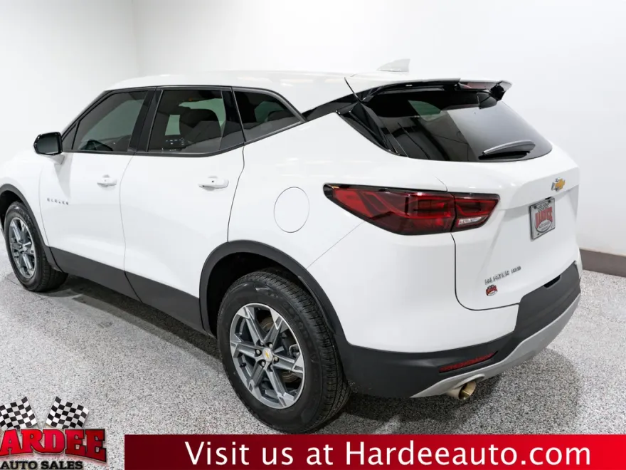 2023 Chevrolet Blazer 2LT photo 1