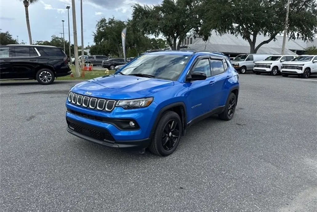 2022 Jeep Compass Latitude photo 1