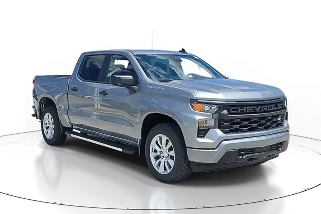 2025 Chevrolet Silverado 1500 Custom photo 1