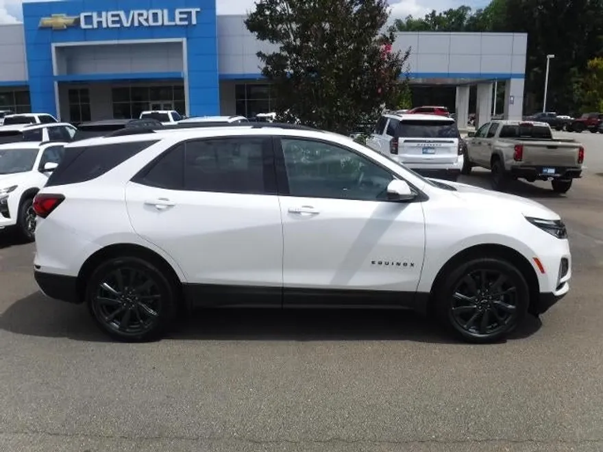 2024 Chevrolet Equinox RS photo 1