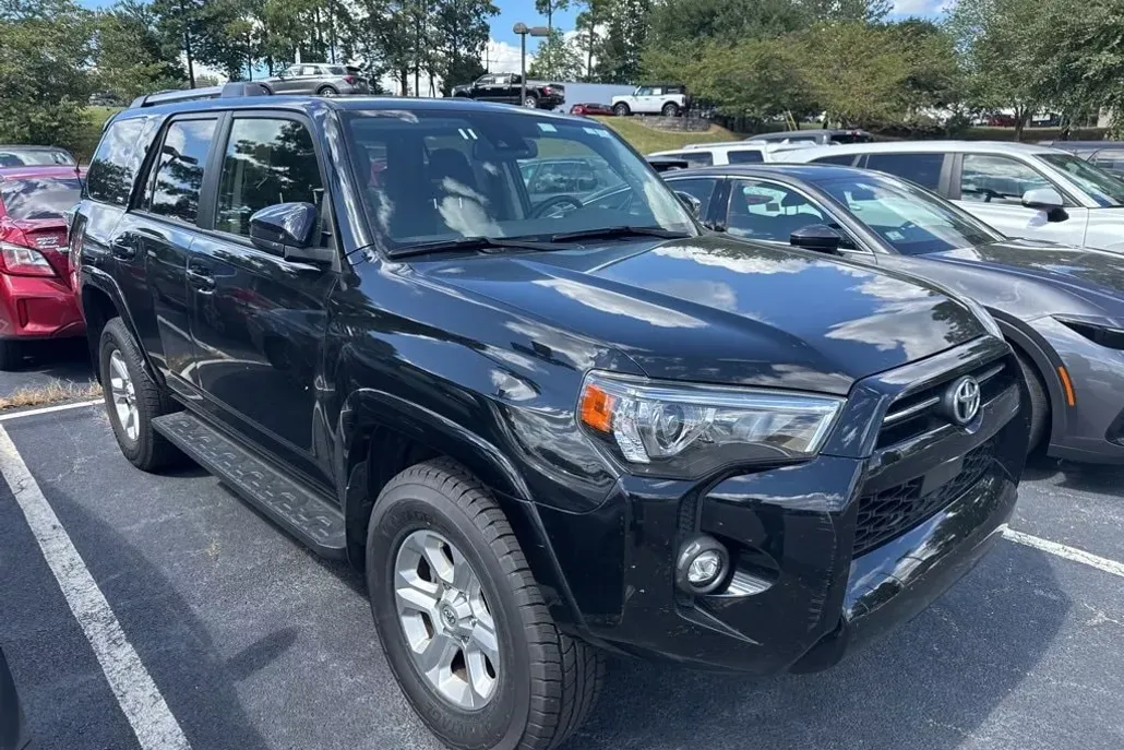 2024 Toyota 4Runner SR5 photo 1