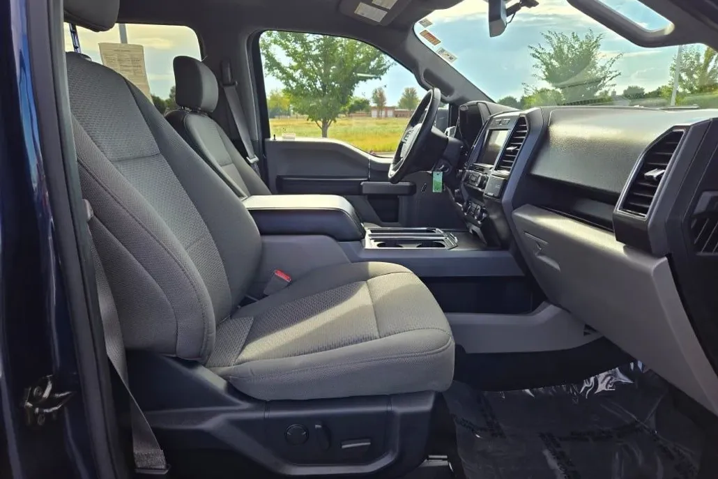 2020 Ford F-150 XLT photo 1