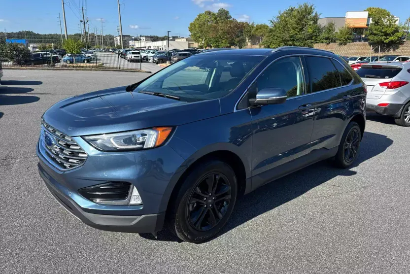 2019 Ford Edge SEL photo 1