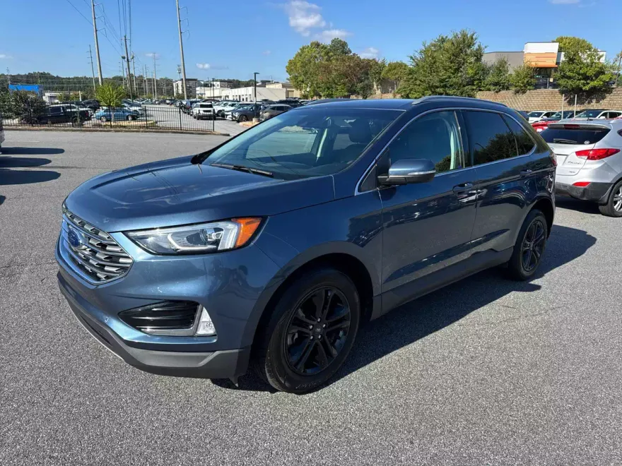 2019 Ford Edge SEL photo 1