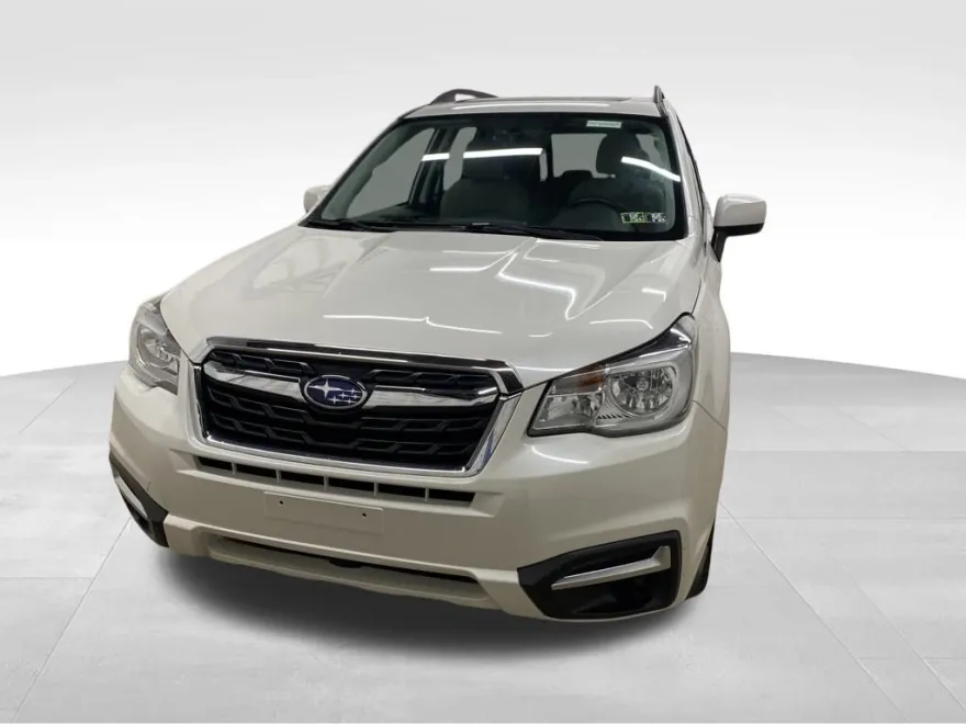 2018 Subaru Forester 2.5i Premium photo 1