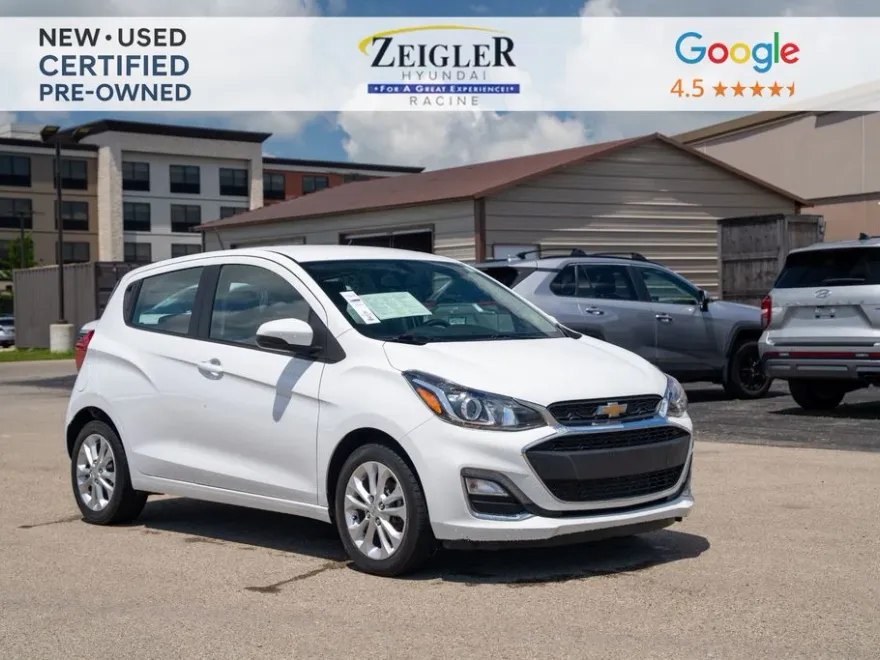 2022 Chevrolet Spark 1LT photo 1