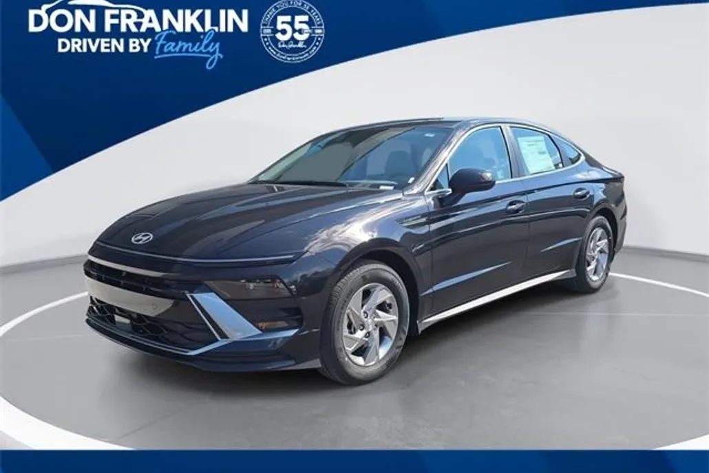 2025 Hyundai Sonata SE photo 1