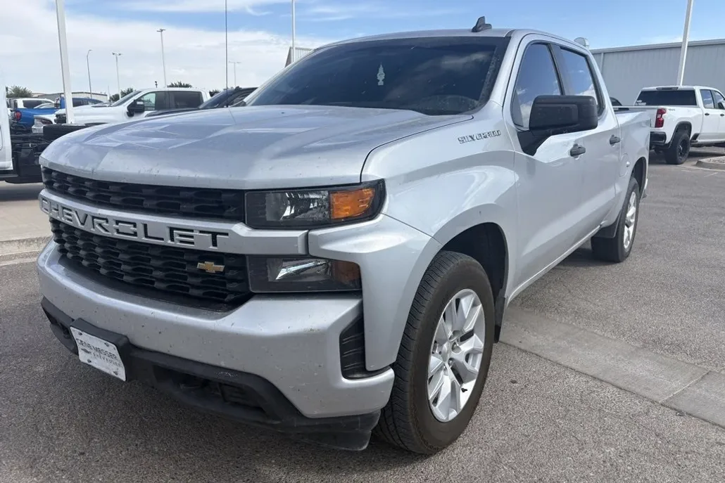 2022 Chevrolet Silverado 1500 Custom photo 1