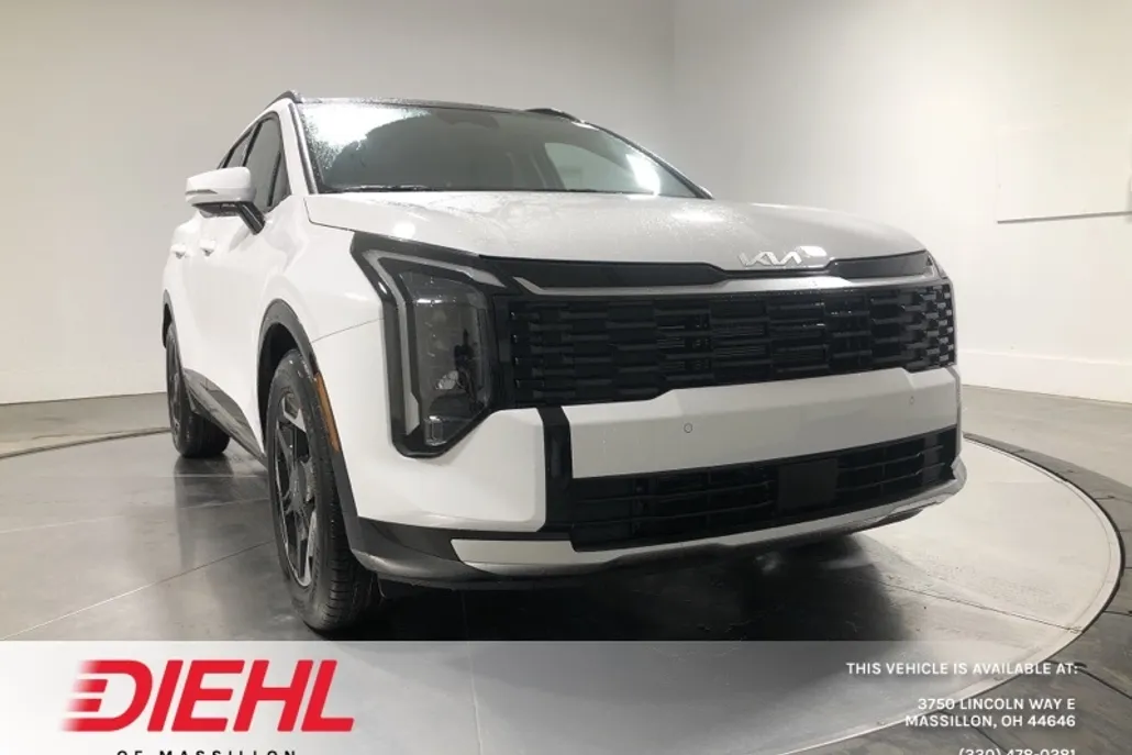 2026 Kia Sportage SX photo 1