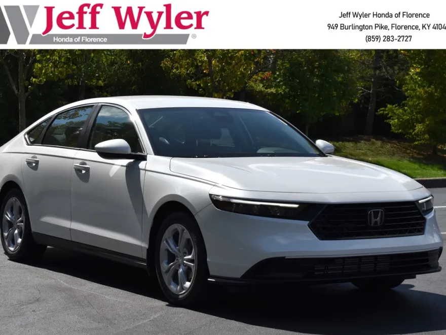 2025 Honda Accord LX photo 1