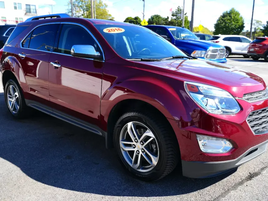 2016 Chevrolet Equinox LTZ photo 1