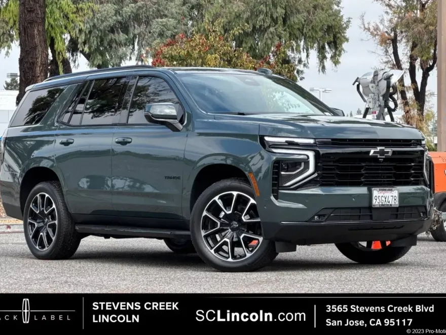 2025 Chevrolet Tahoe RST photo 1