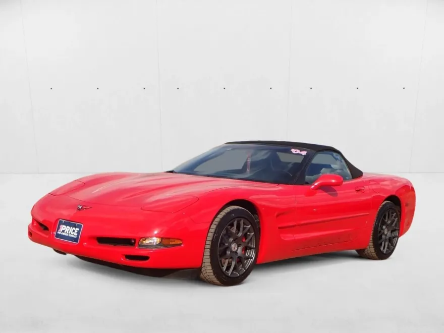 2004 Chevrolet Corvette photo 1
