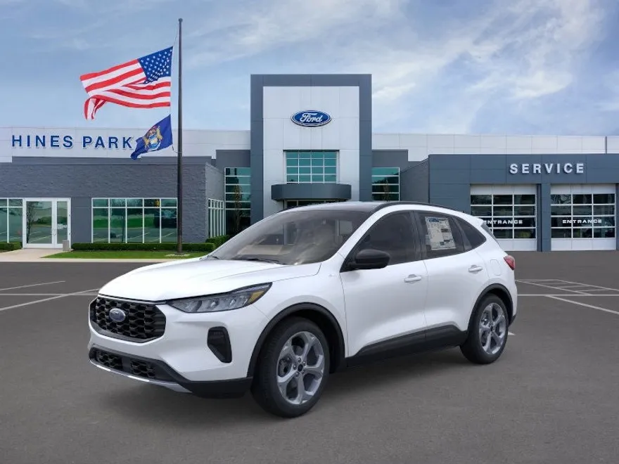 2025 Ford Escape ST-Line photo 1
