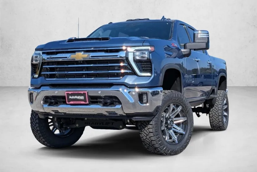 2025 Chevrolet Silverado 2500HD LTZ photo 1