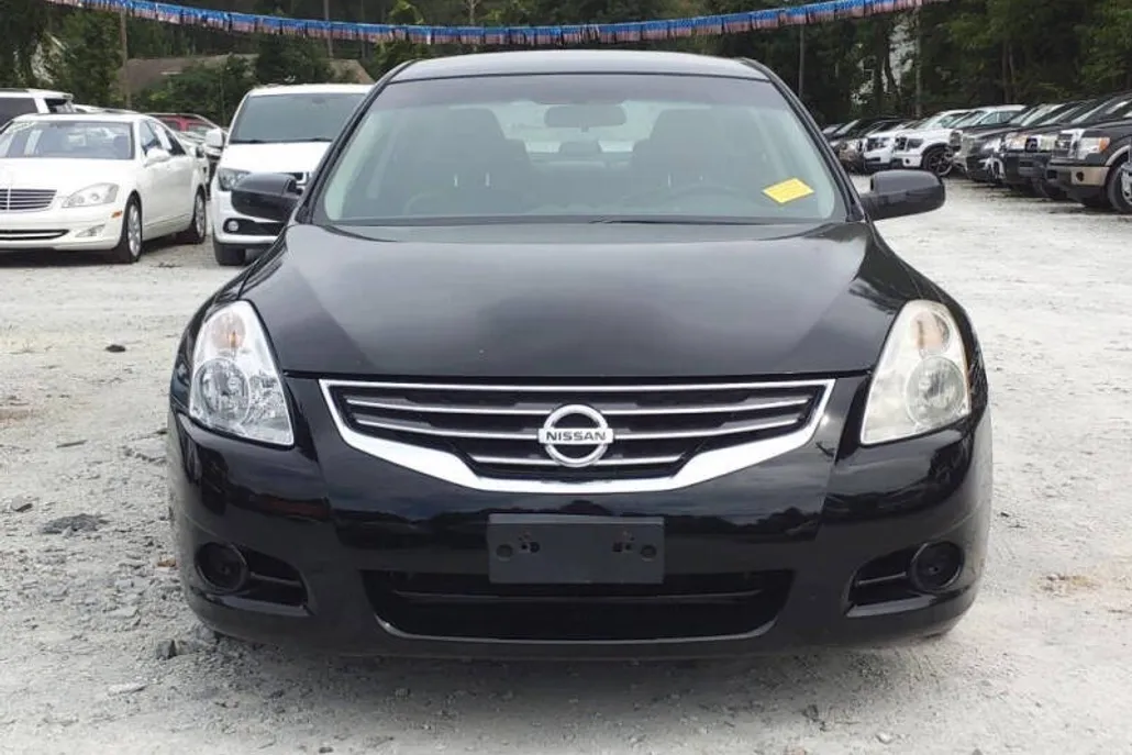 2012 Nissan Altima 2.5 S photo 1
