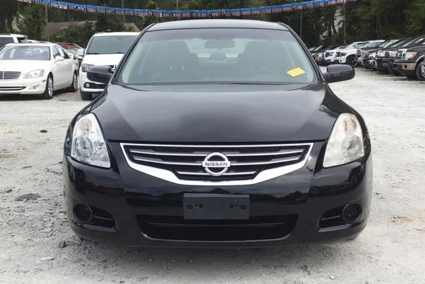 2012 Nissan Altima 2.5 S photo 1