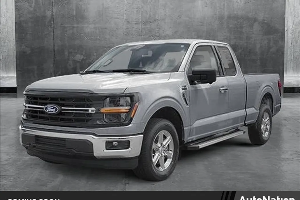 2025 Ford F-150 XLT photo 1