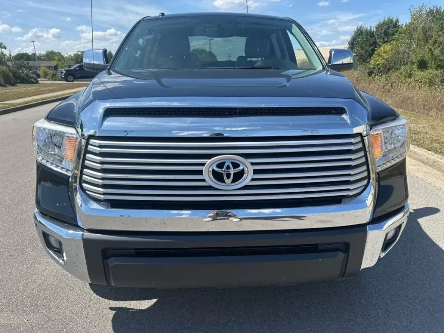 2016 Toyota Tundra Limited photo 1