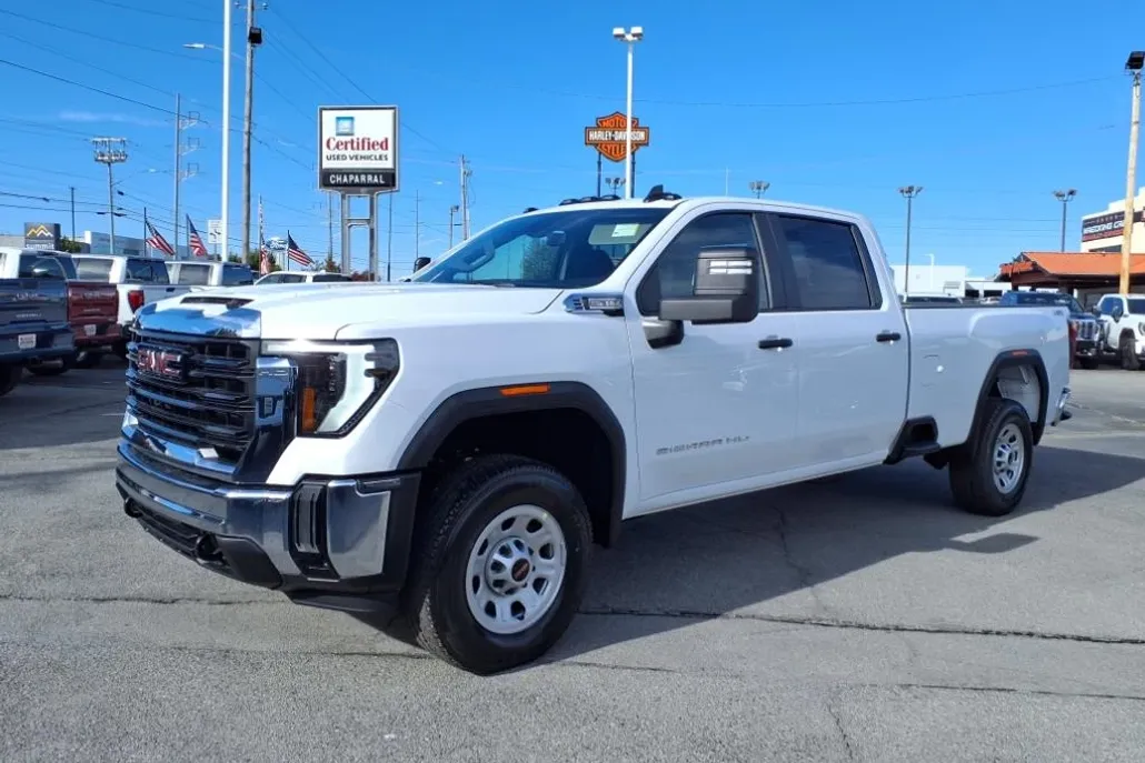 2026 Gmc Sierra 2500 HD Pro photo 1