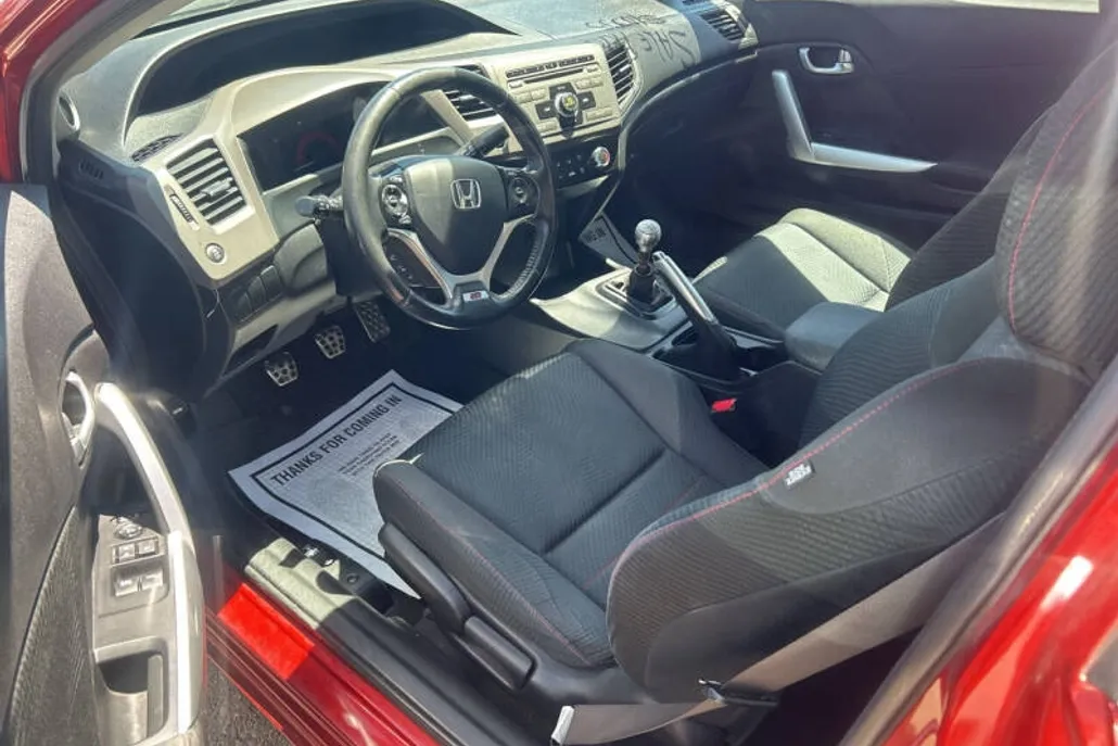 2012 Honda Civic Si photo 1