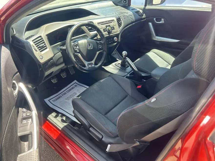 2012 Honda Civic Si photo 1