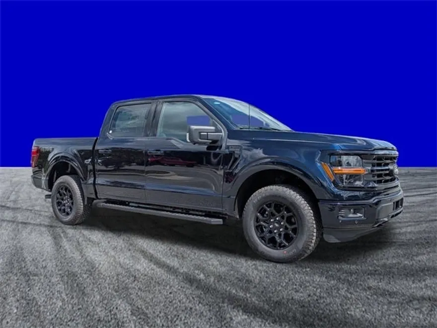 2025 Ford F-150 XLT photo 1