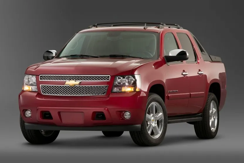 2011 Chevrolet Avalanche LT photo 1
