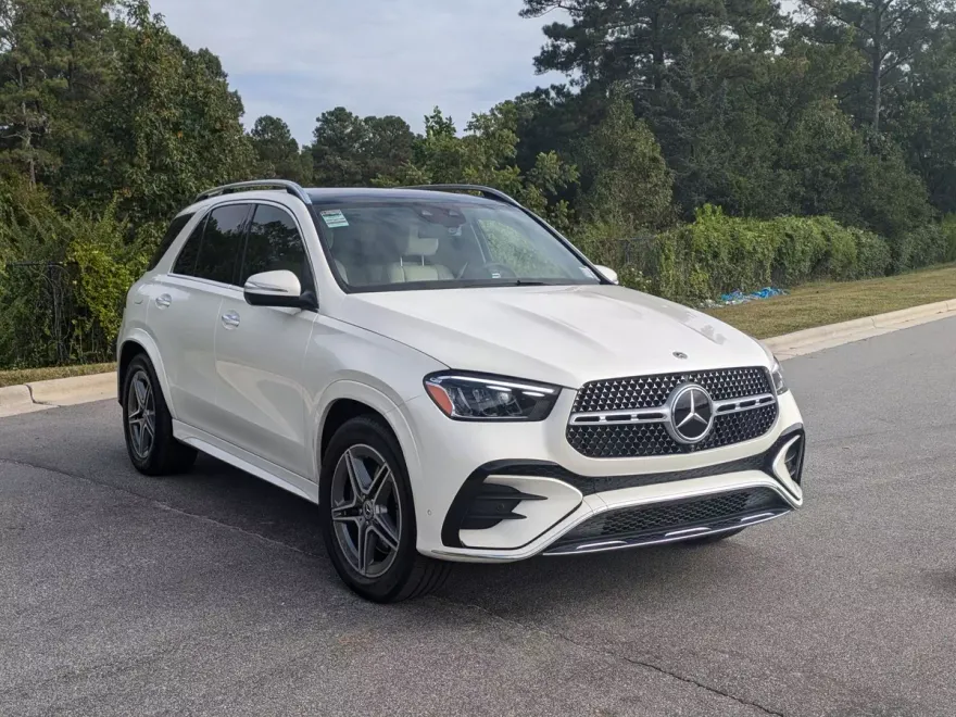 2024 Mercedes Benz GLE 450 photo 1