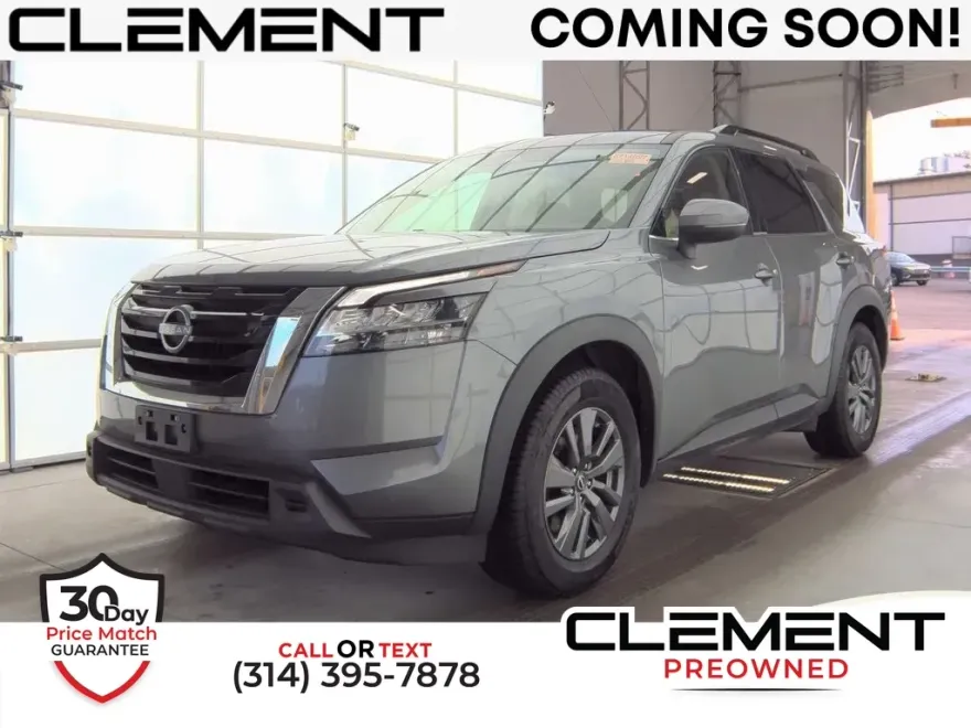 2022 Nissan Pathfinder SV photo 1