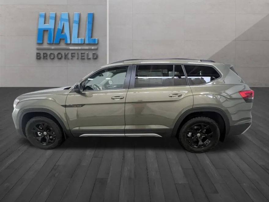 2025 Volkswagen Atlas Peak Edition SE photo 1