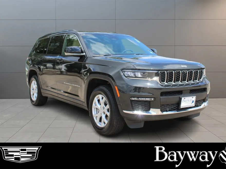 2024 Jeep Grand Cherokee Limited photo 1
