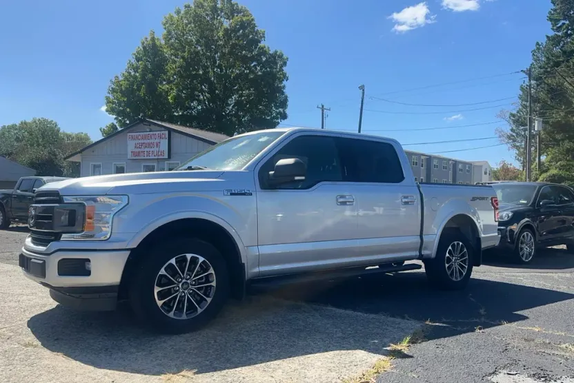 2018 Ford F-150 XLT photo 1